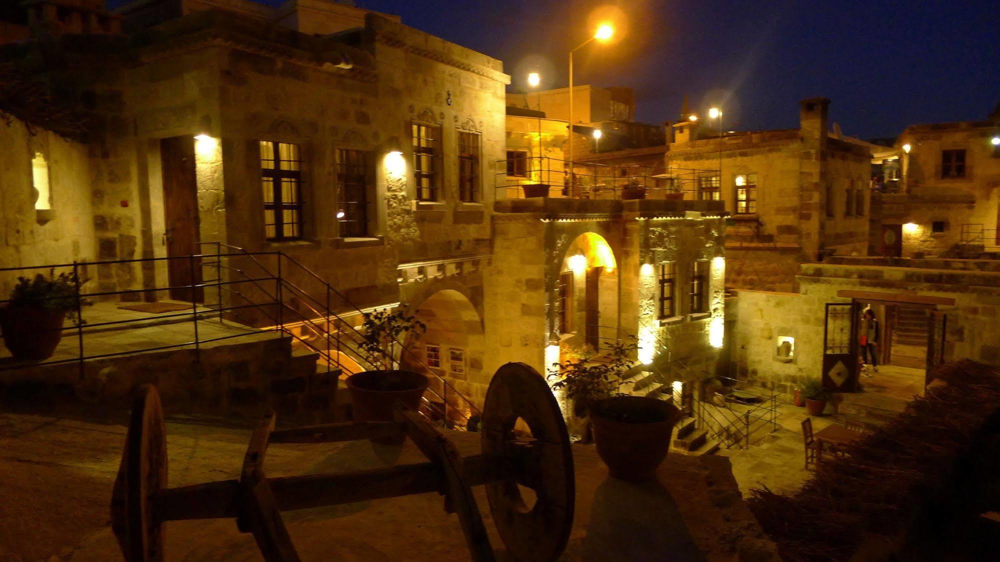 King Cave Hotel By Traveller'S Goreme Bagian luar foto