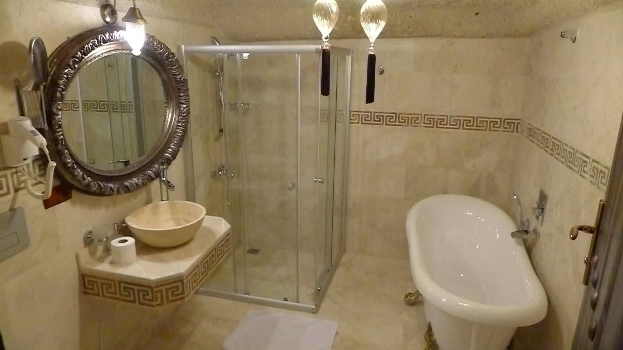 King Cave Hotel By Traveller'S Goreme Bagian luar foto